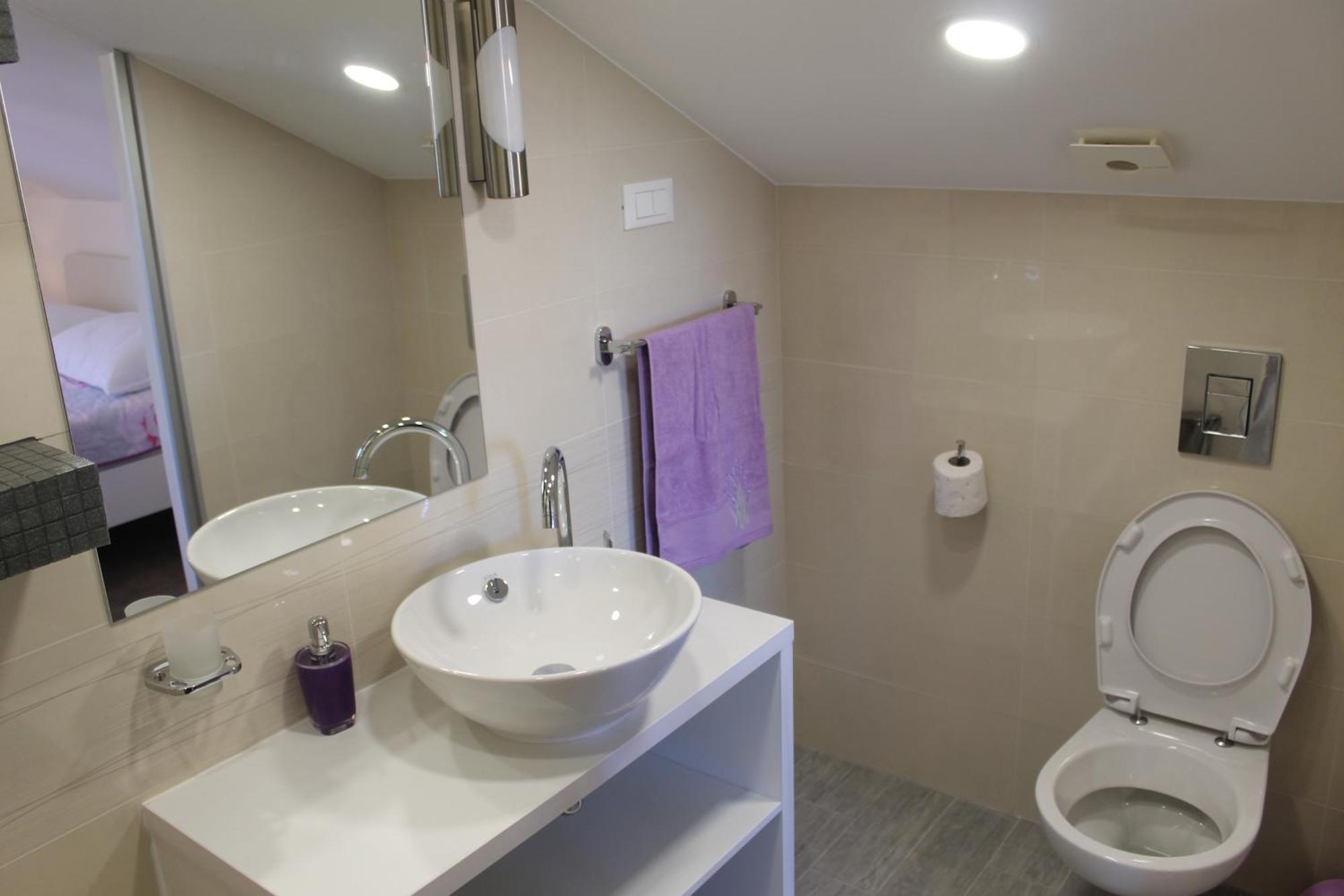 Apartments Floki 챠브타트 객실 사진