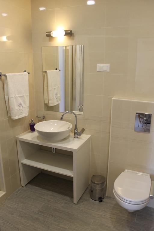 Apartments Floki 챠브타트 객실 사진