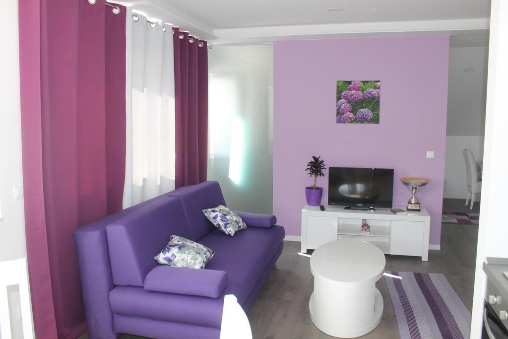 Apartments Floki 챠브타트 객실 사진