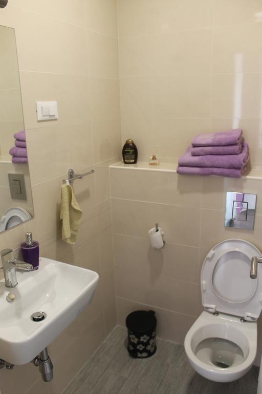 Apartments Floki 챠브타트 객실 사진