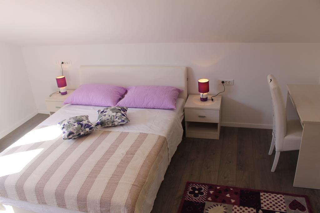 Apartments Floki 챠브타트 객실 사진