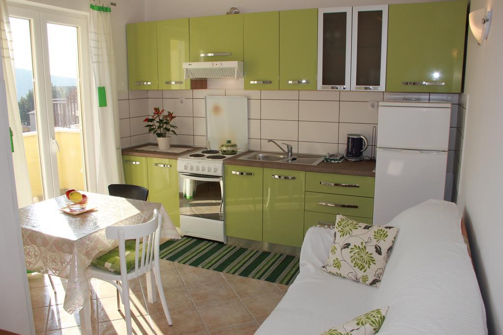 Apartments Floki 챠브타트 객실 사진