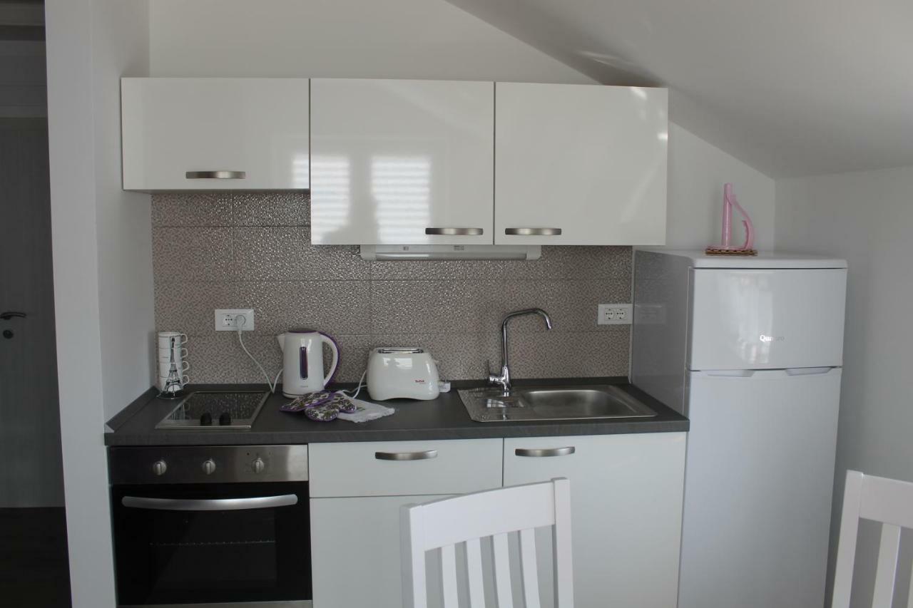 Apartments Floki 챠브타트 외부 사진